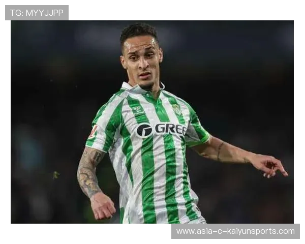 曼联转会传闻不断，冬窗成关键转折点